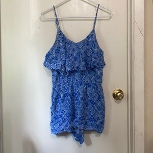 I am selling a blue jumper